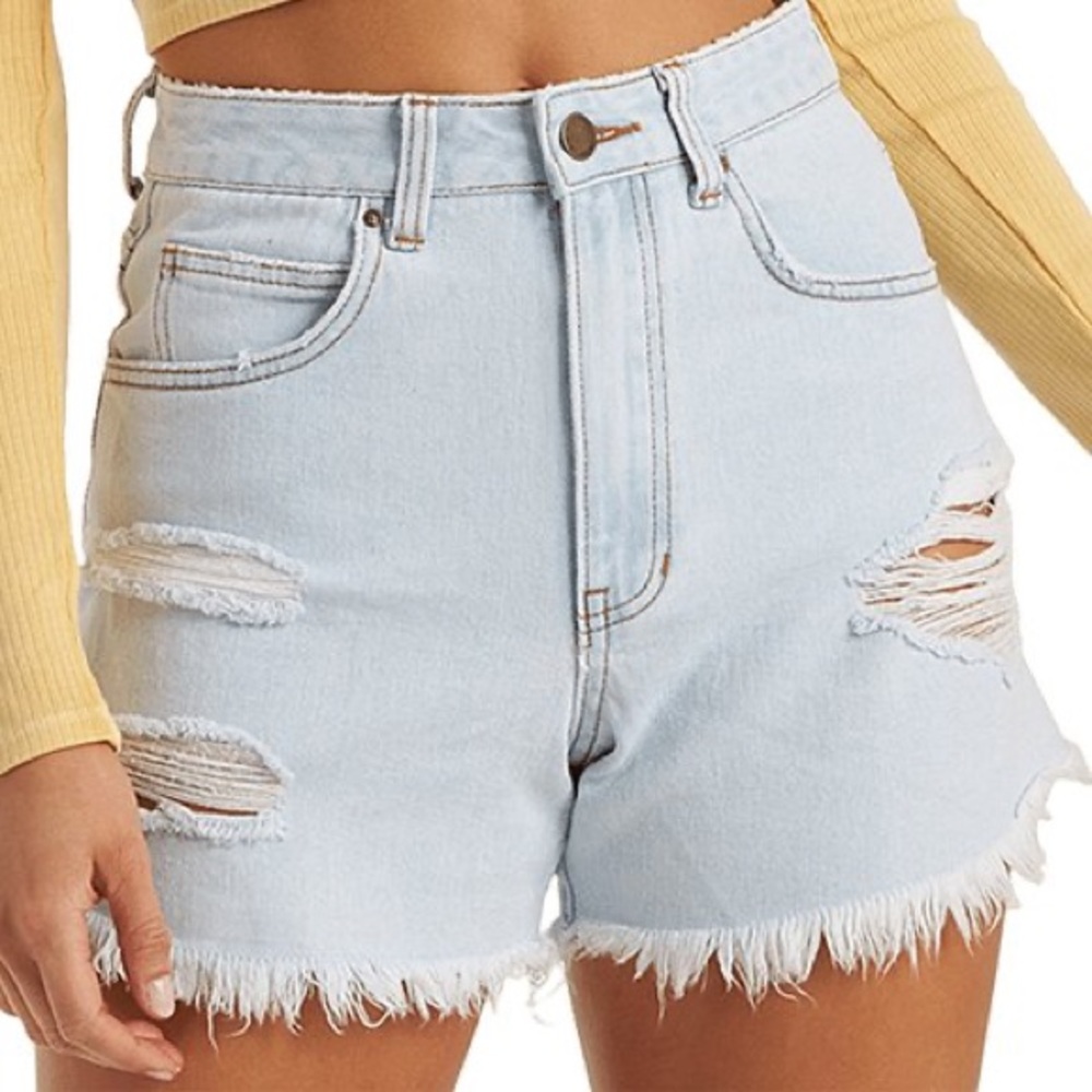 NWT Acid Rinse High Waisted denim billabong short